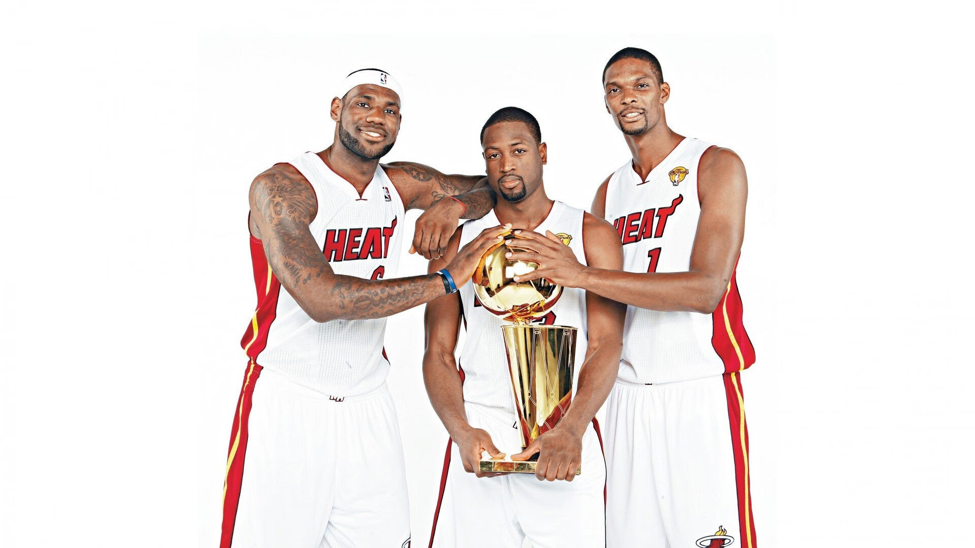 世界高校户外挑战赛 在青海湖完成多日纵穿竞赛